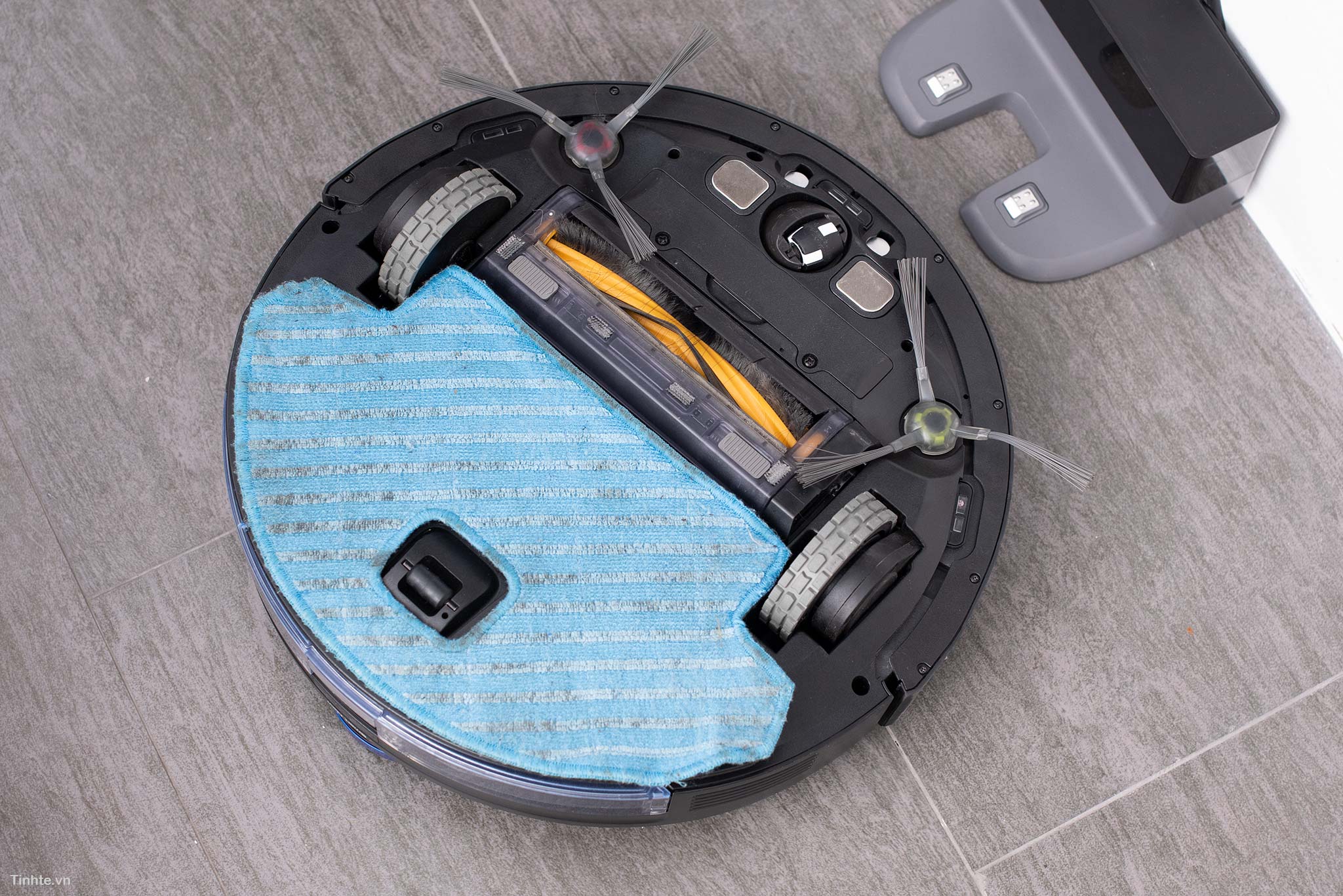 ROBOT HÚT BỤI & LAU NHÀ ECOVACS ROBOTICS DEEBOT OZMO 930